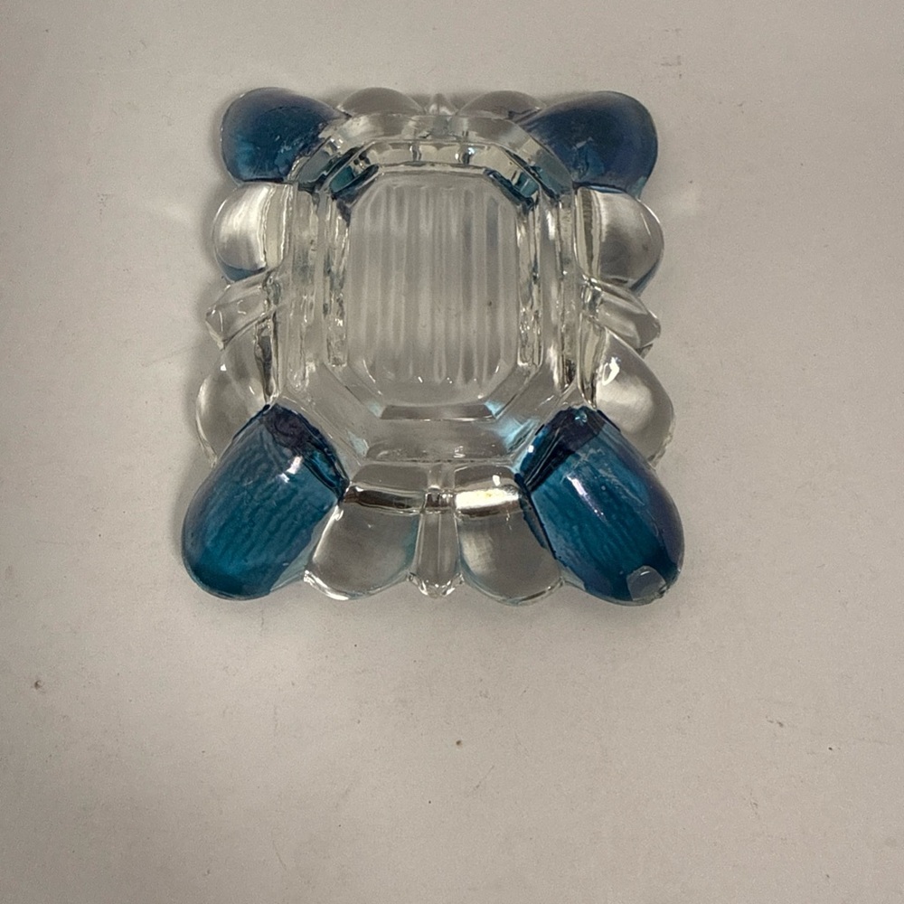 Vintage Westmoreland Blue Petite Ashtrays - Ring Dishes- Trinket Dishes - Picture 4 of 5